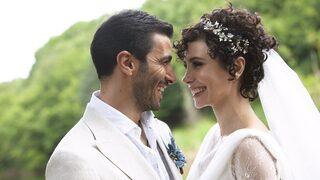 Oyuncu Songül Öden ile Arman Bıçakçı evlendi