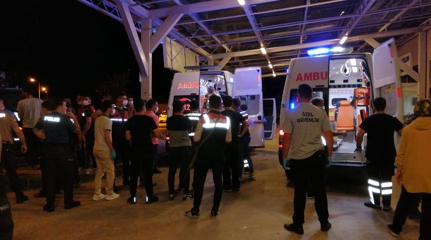 Tokat'ta yol verme kavgası kanlı bitti! Ölü ve yaralılar var