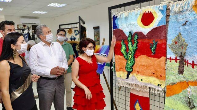 Didim’de “Dokumada İlkler Sergisi” açıldı