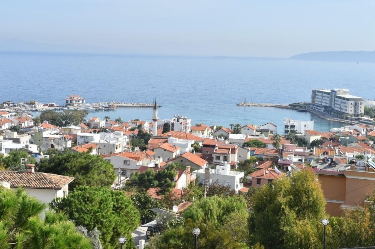 İzmir&rsquo;in turizm beldelerinde altyapı atağı
