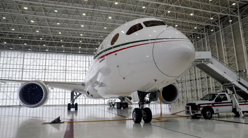 Dünyanın 'en lüks' başkanlık uçağı satılıyor!