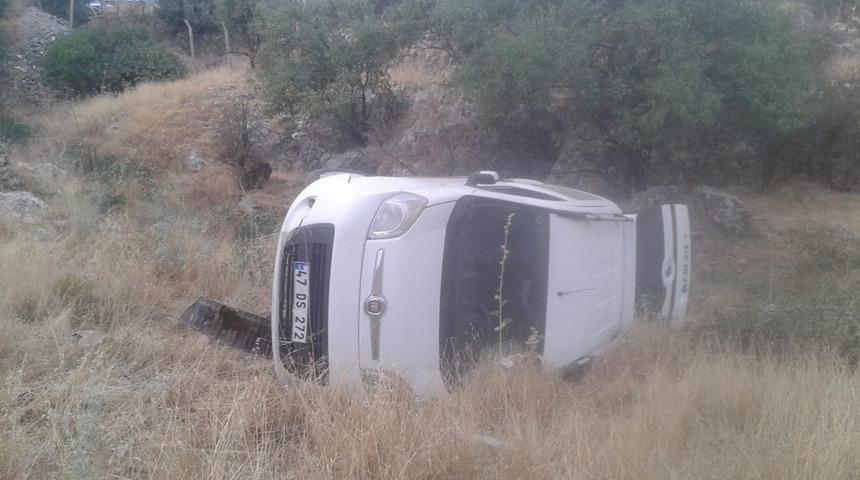 Mardin&rsquo;de otomobil şarampole u&ccedil;tu: 1 yaralı