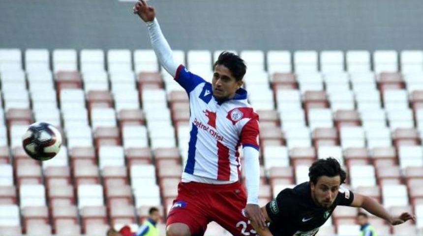 Beşiktaş, Altınordu'dan Yusuf Yal&ccedil;ın Arslan'ın istiyor