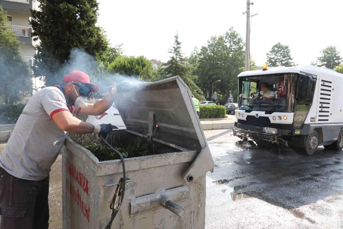 Bayraklı&rsquo;da 24 mahalle k&ouml;şe bucak temizlendi