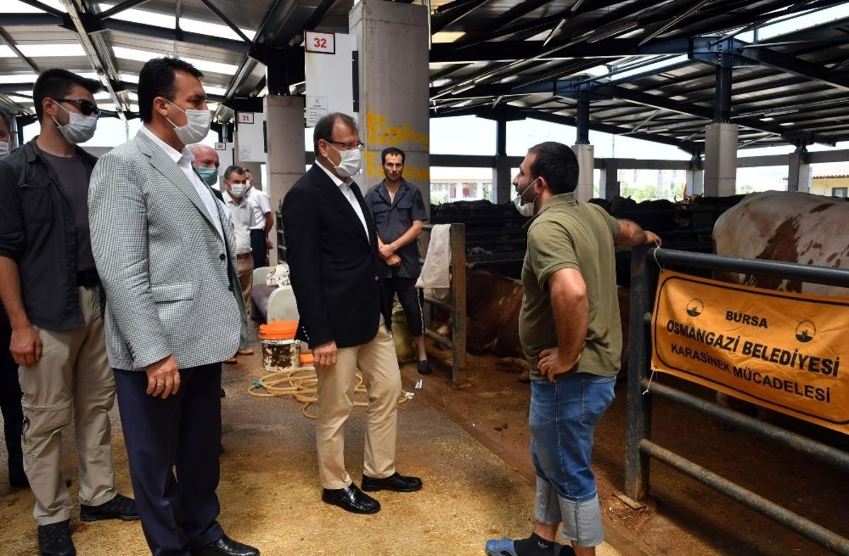 Dev tesis i&ccedil;in esnaf ve vatandaştan hayır dua