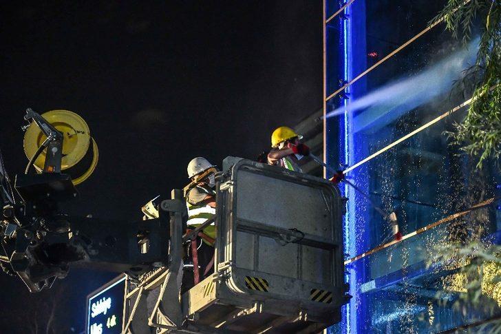 Ankara’da yaya alt ve üst geçit asansörlerinde bayram temizliği G3