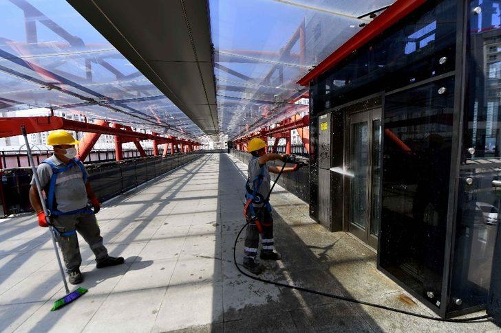 Ankara’da yaya alt ve üst geçit asansörlerinde bayram temizliği G4