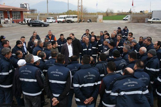 Başkan Özcan’dan işçilere bayram müjdesi