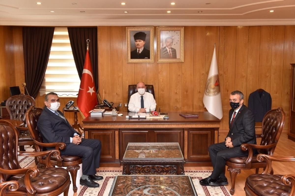 İhracat&ccedil;ılardan Kahramanmaraş ve Kilis&rsquo;e 200 bin maske