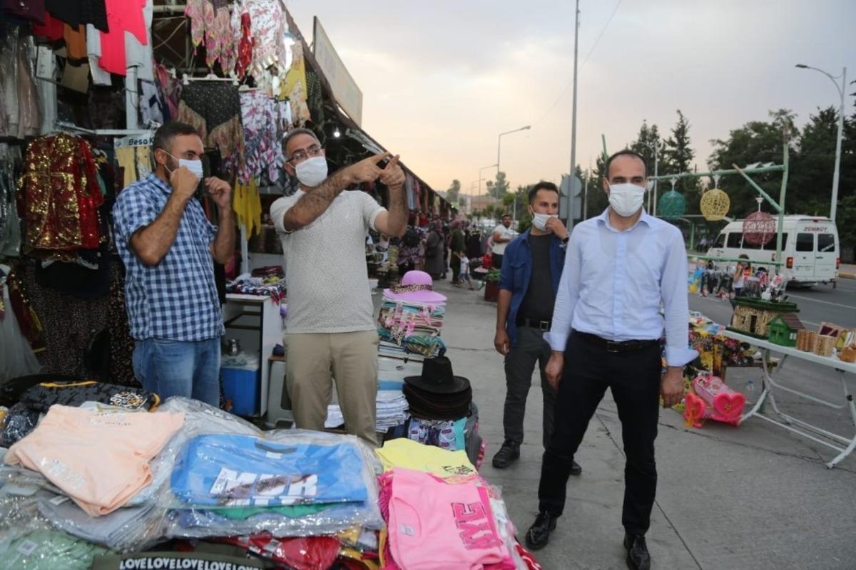 Bayram &ouml;ncesi esnaf ve vatandaşları dinledi