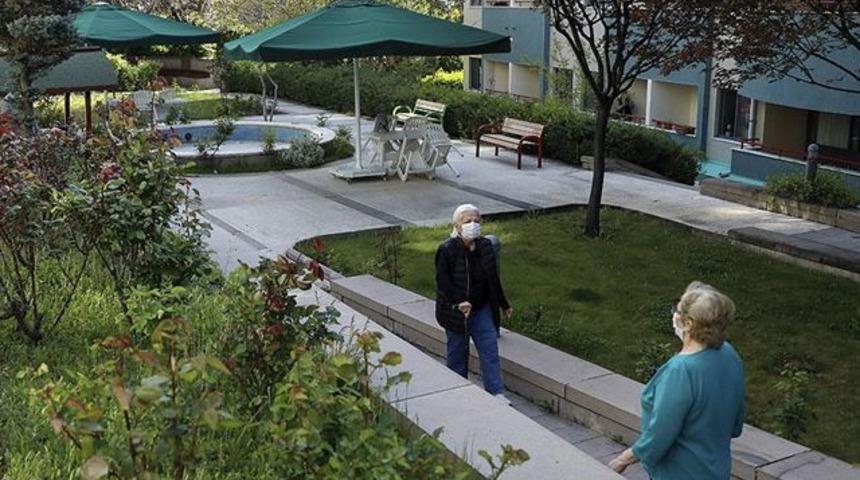 Bakan Selçuk duyurdu! Engelli ve yaşlılara 1 haftalık bayram izni 