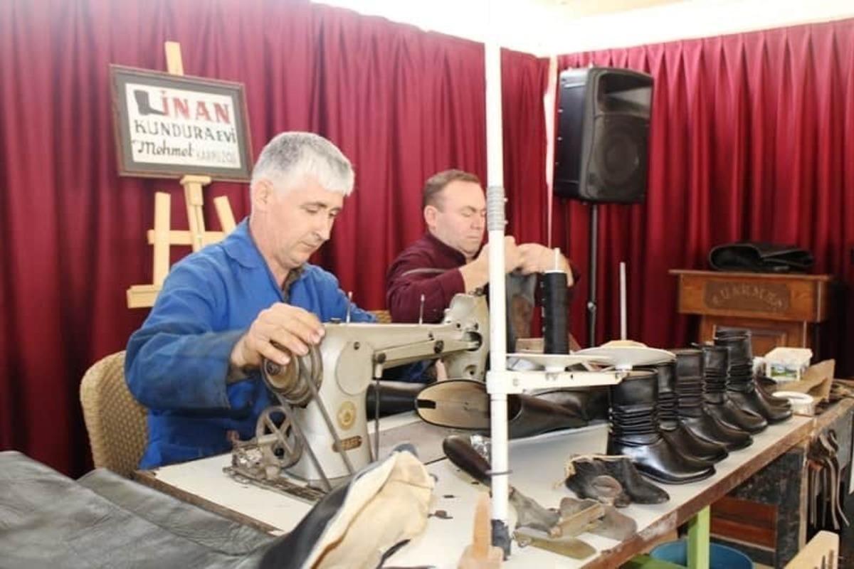 Kuşadası&rsquo;nda Geleneksel Meslekler Projesi&rsquo;nde sona gelindi