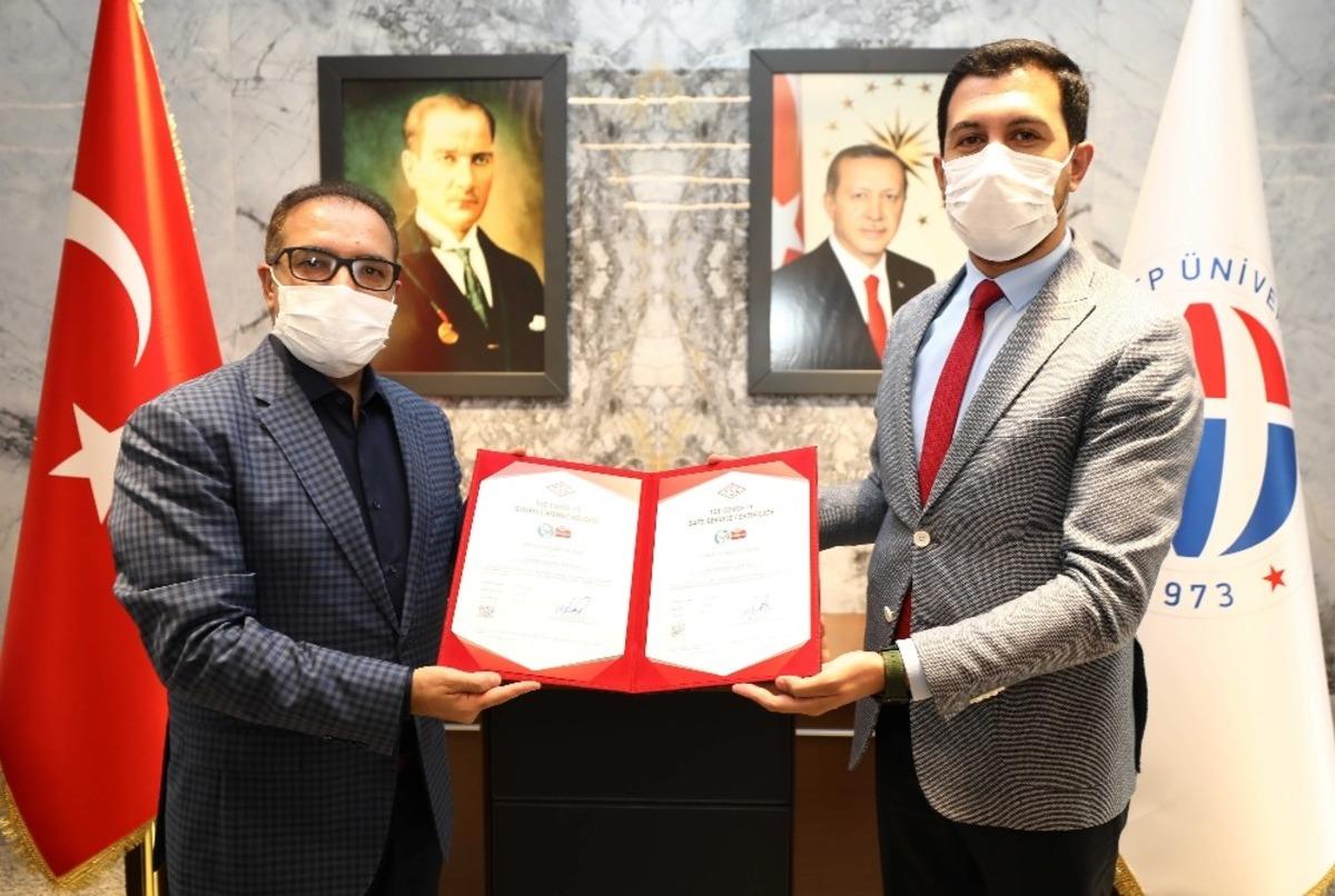 GA&Uuml;N&rsquo;e korona vir&uuml;s g&uuml;venli hizmet belgesi