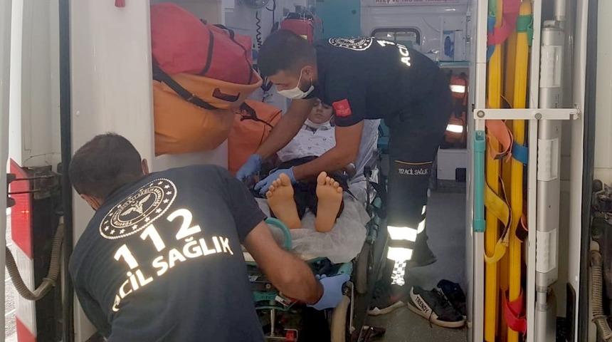 Gıda zehirlenmesi ş&uuml;phesiyle hastaneye kaldırıldılar