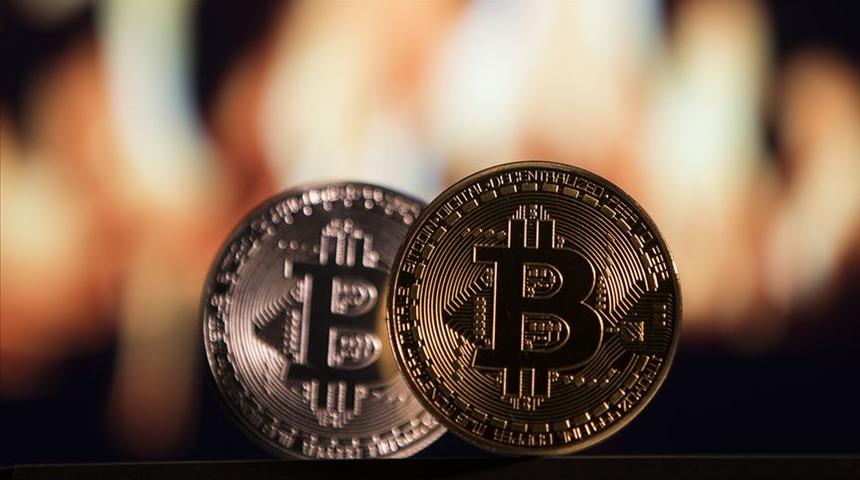 Bitcoin: yasal bağlayıcılığı olmayan parayla sözde milyoner olmak