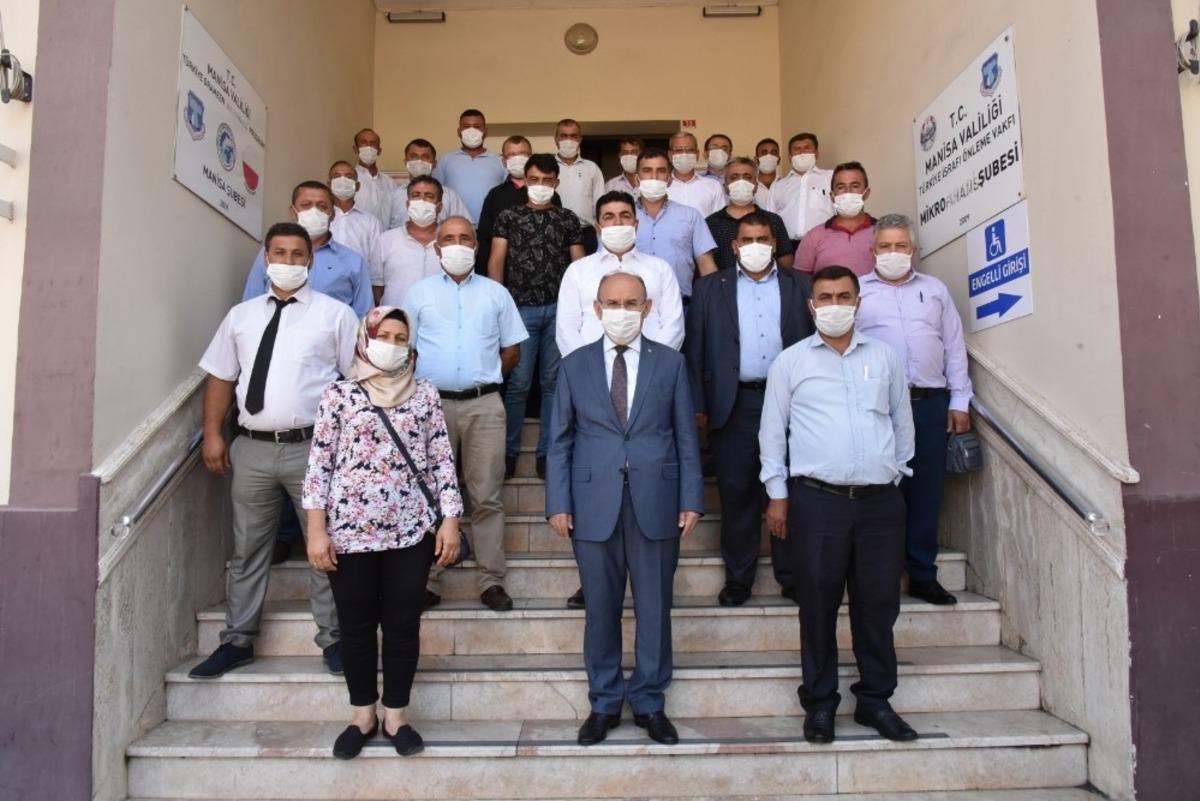 Vali Karadeniz, muhtarlarla bir araya geldi