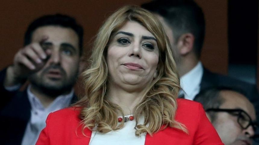 Berna Gözbaşı, Kulüpler Birliği toplantısını terk etti