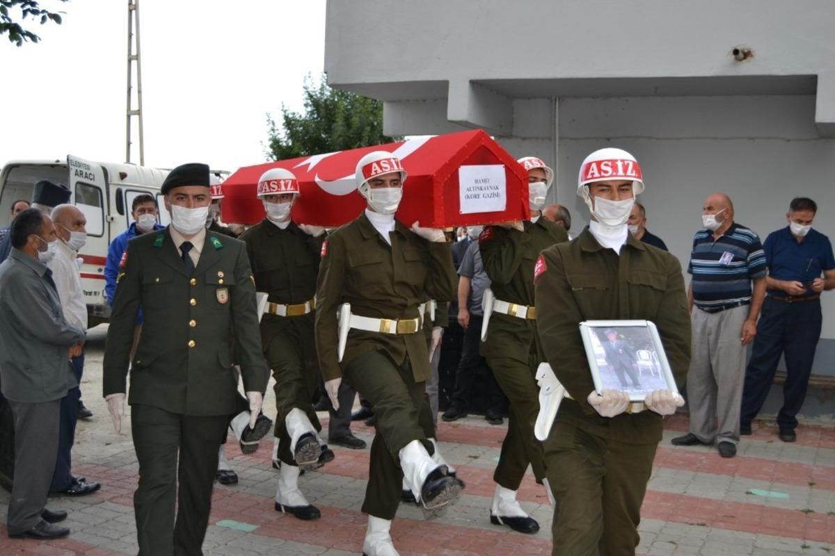 Kore gazisi, son yolculuğuna uğurlandı