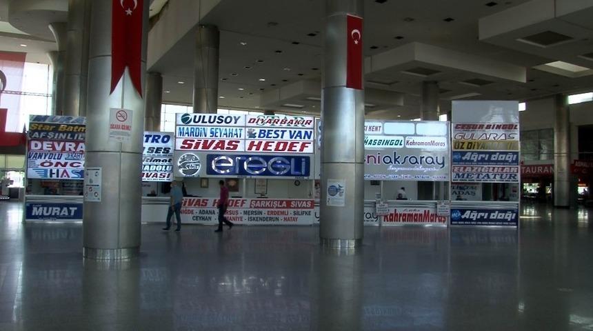 Terminal&rsquo;de &lsquo;Bayram&rsquo; sessiz ge&ccedil;iyor