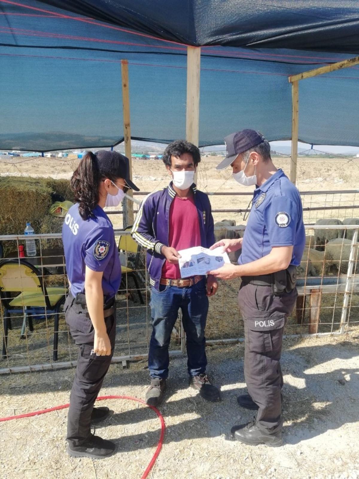 Kurban Bayramı &ouml;ncesi dikkat! Polislerden 'sahte para' uyarısı