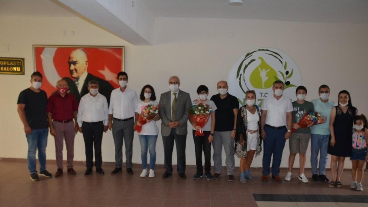 Kaymakam Arısoy LGS&rsquo;de dereceye giren &ouml;ğrencileri ağırladı