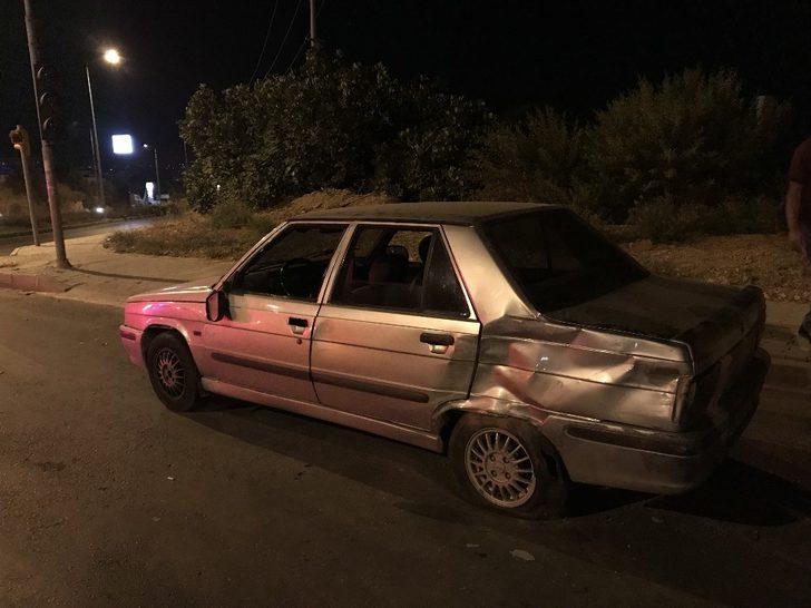 Babasının kiraladığı otomobili çaldı, polis otosuna çarpınca yakalandı G4