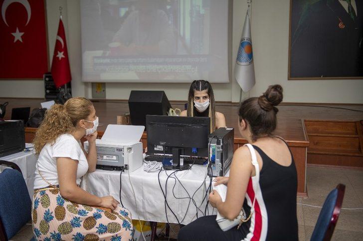 Büyükşehir Belediyesi, üniversite adaylarına tercihte danışmanlık desteği veriyor G1