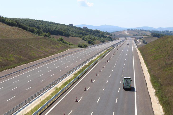 Bayramda yola çıkacaklar dikkat! Bu öneriler hayat kurtarıyor G4