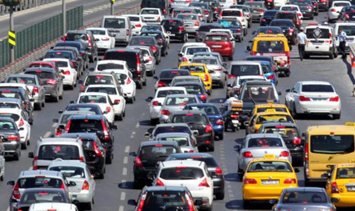 Bayramda yola çıkacaklar dikkat! Bu öneriler hayat kurtarıyor G2