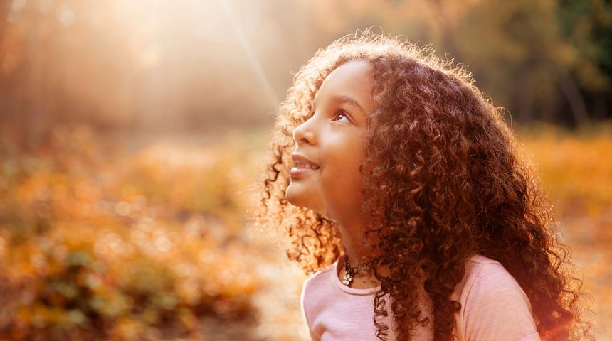 Çocukların göz sağlığını bozan 5 yaz tehlikesi!