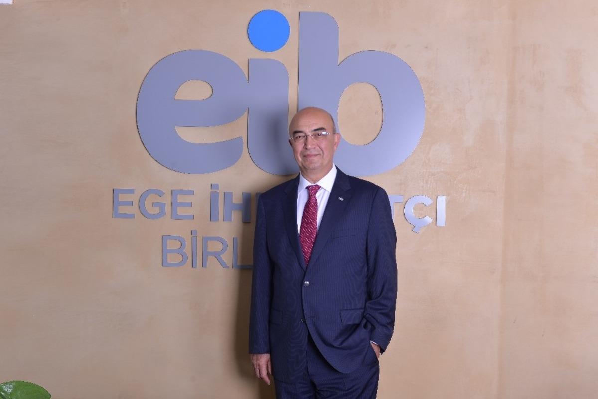 Kuru kayısının başına &ccedil;ifte talih kuşu