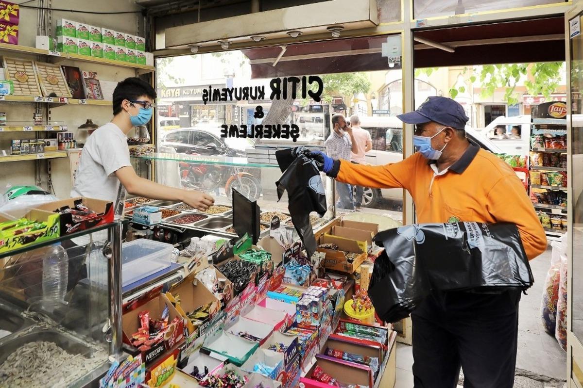 Şehitkamil&rsquo;den vatandaşlara 250 bin kurban poşeti