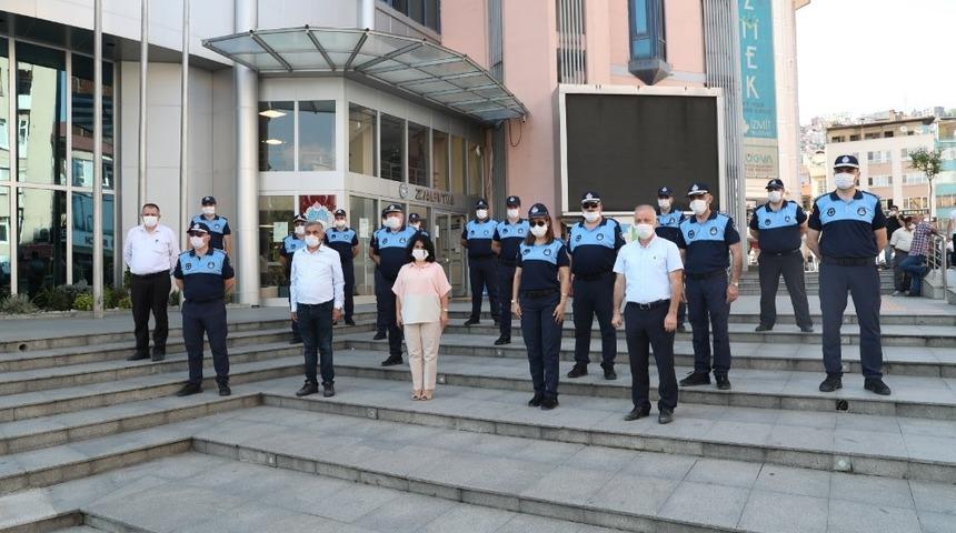 İzmit Zabıta bayramda g&ouml;revinin başında