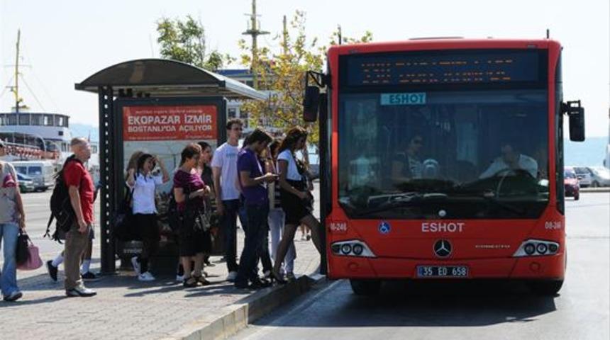 İzmir'de toplu ulaşım araçları Kurban Bayramı'nda ücretsiz
