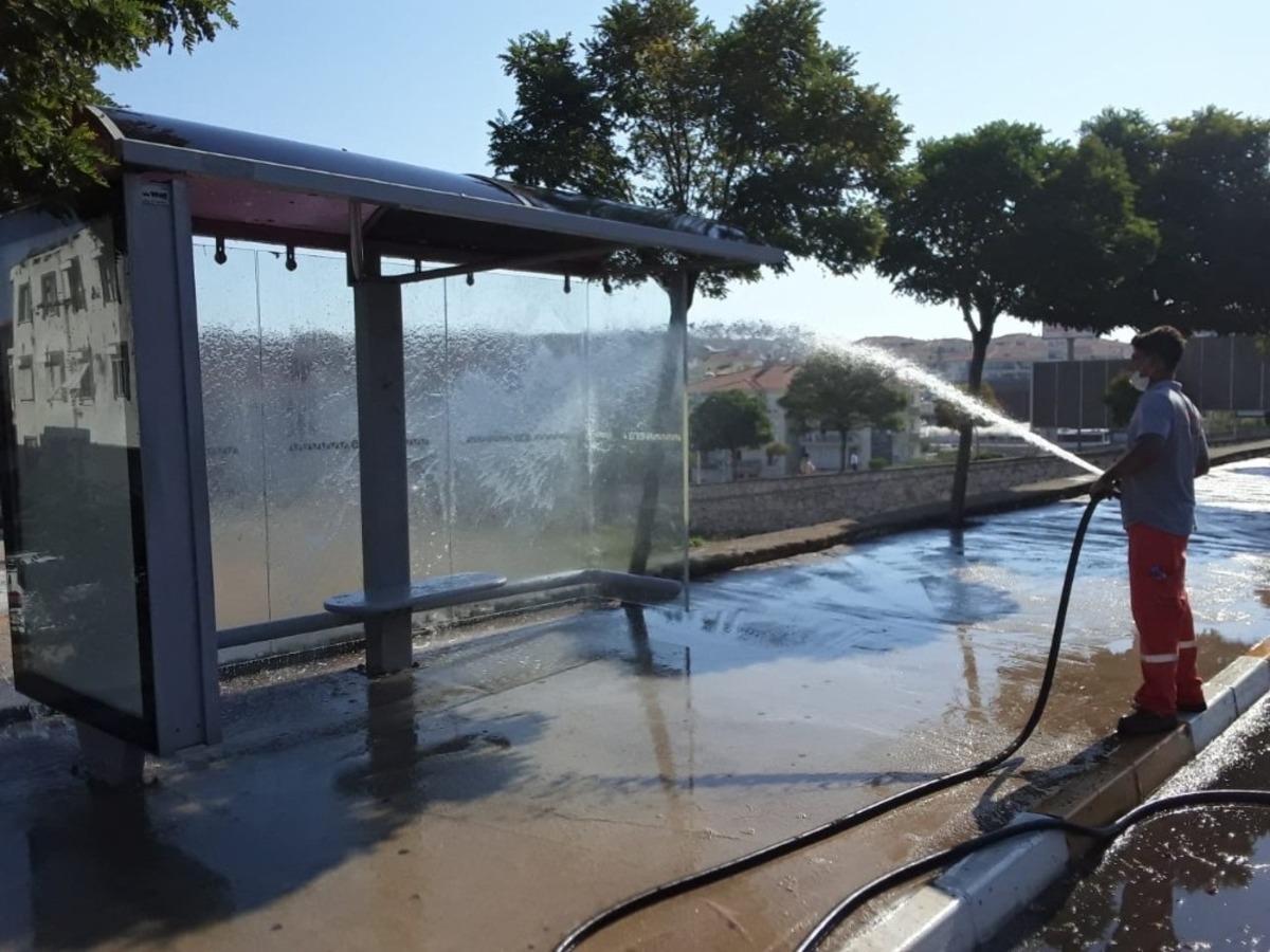 Ayvalık&rsquo;ta belediyeden bayram temizliği