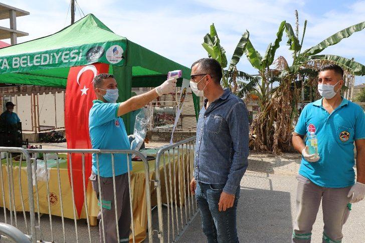 Alanya Belediyesi, 21 mezarlıkta 58 bin çiçek dağıtacak G3