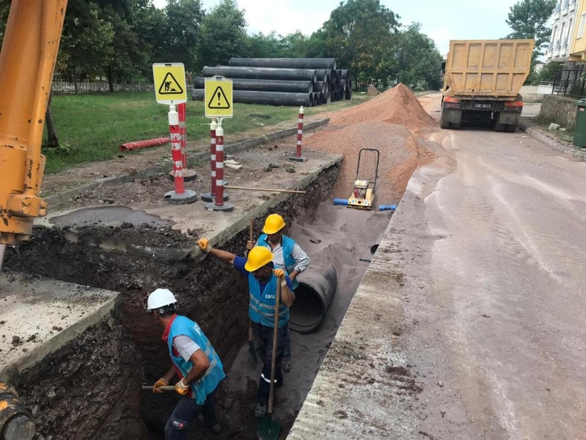 K&ouml;rfez&rsquo;de alt yapı &ccedil;alışmaları s&uuml;r&uuml;yor