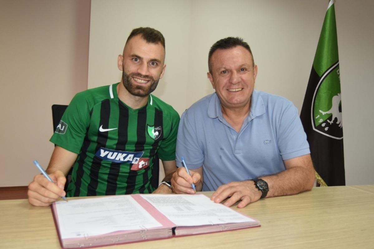 Denizlispor&rsquo;da ilk imza atıldı