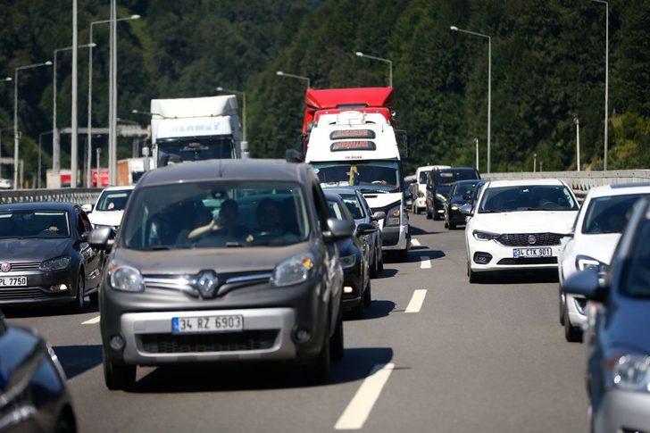 Bayram yoğunluğu erken başladı! İşte TEM'den gelen kareler G4