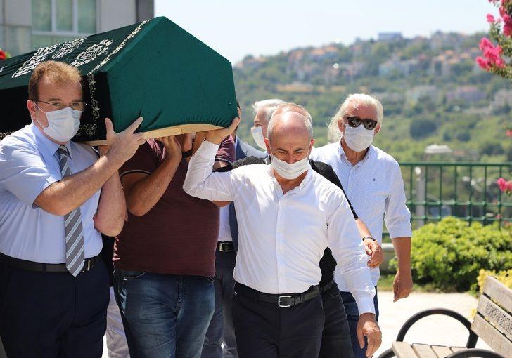 Başkan Akgün, Vecdet Öz’ü acı gününde yalnız bırakmadı G1