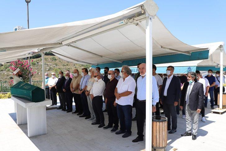 Başkan Akgün, Vecdet Öz’ü acı gününde yalnız bırakmadı G3