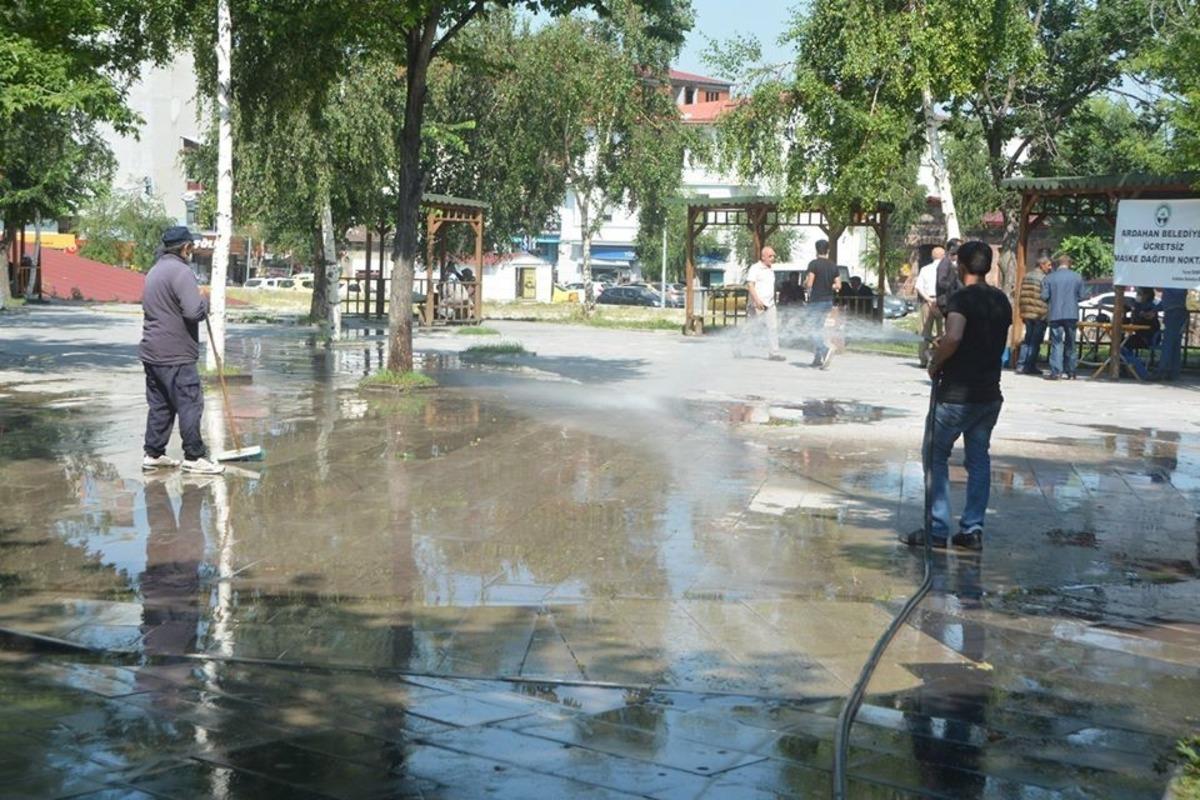 Ardahan&rsquo;da &ccedil;evre d&uuml;zenleme ve temizlik seferberliği