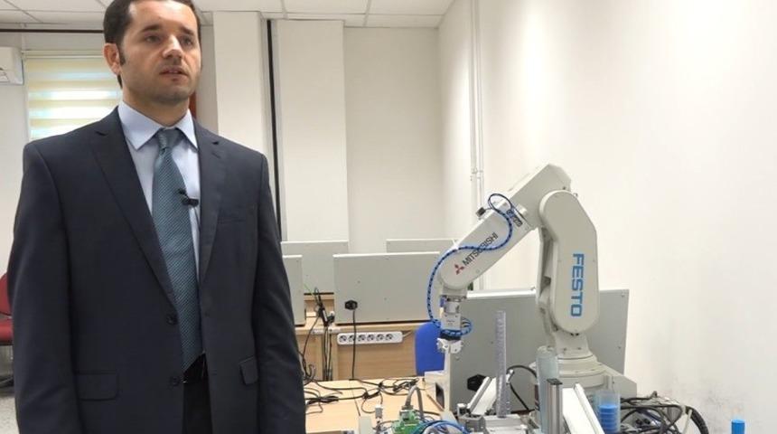 M&uuml;d&uuml;r Tiltay EMYO&rsquo;yu tanıttı