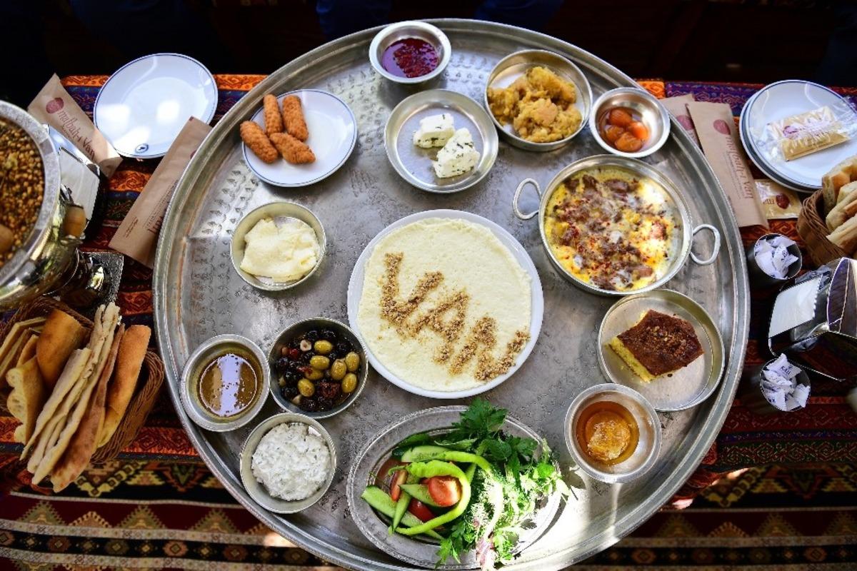 Van kahvaltısı ve g&uuml;l re&ccedil;eli koruma altına alındı