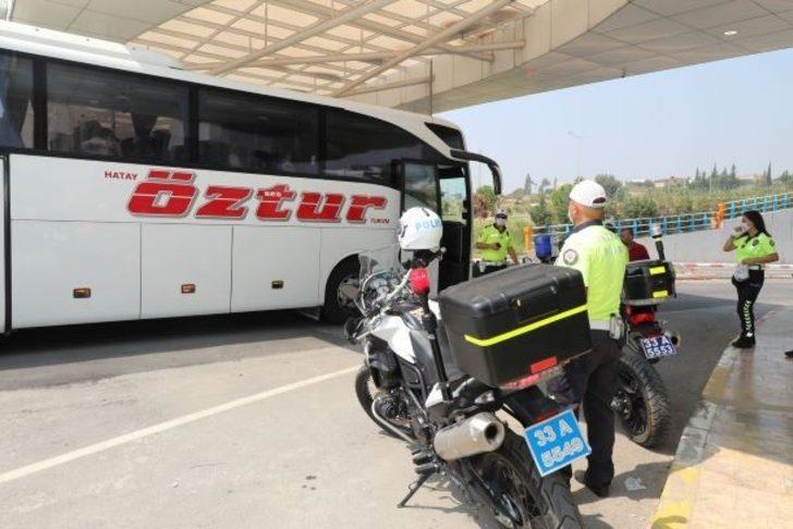 Mersin’de şehirlerarası otobüslerde bayram denetimi G3