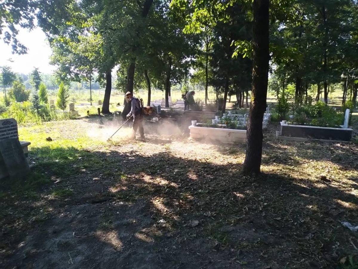 Cumayeri&rsquo;nde bayram temizliği gece g&uuml;nd&uuml;z devam ediyor