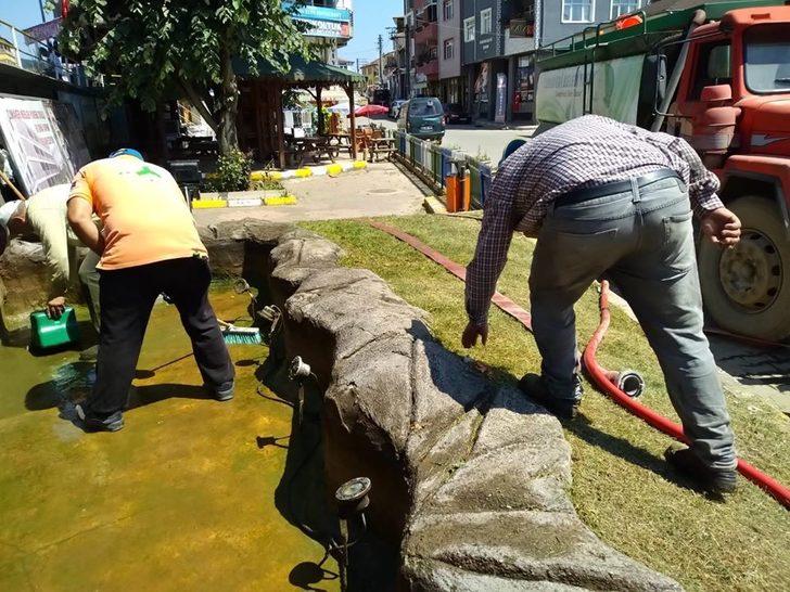 Cumayeri’nde bayram temizliği gece gündüz devam ediyor G3