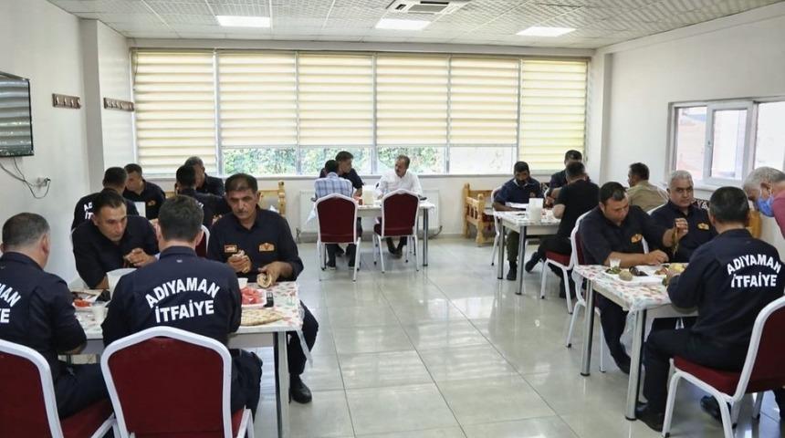 Kılın&ccedil;, itfaiyecilerle birlikte dua etti