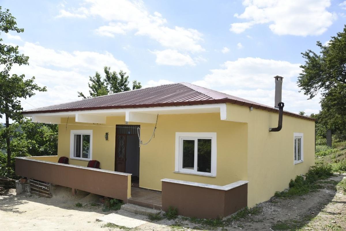 Başkan Togar 3 aileye &ccedil;ifte bayram yaşattı