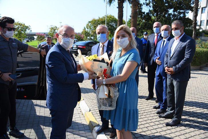 Başkan Kayda, Vali Karadeniz’e Kula-Salihli Jeoparkını tanıttı G3